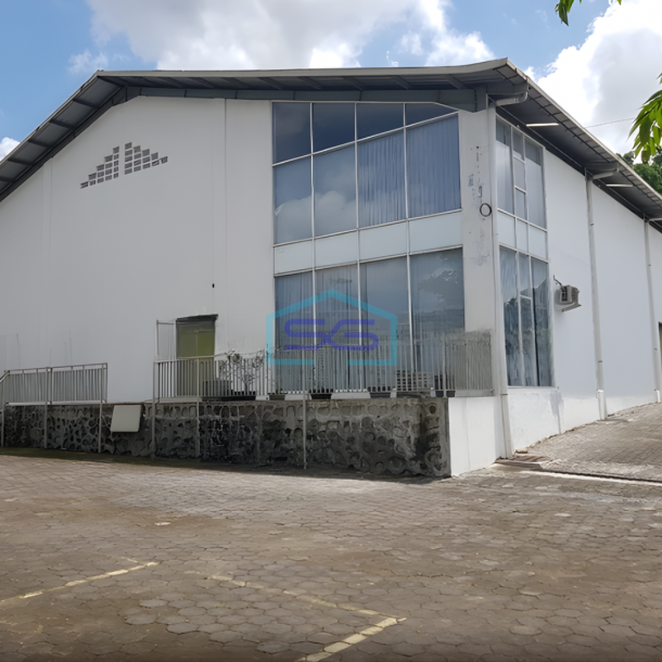 Dijual Gudang Cocok Untuk Home Industri SHM Luas Tanah 2596m2 di Ambarawa Semarang Jawa Tengah-1