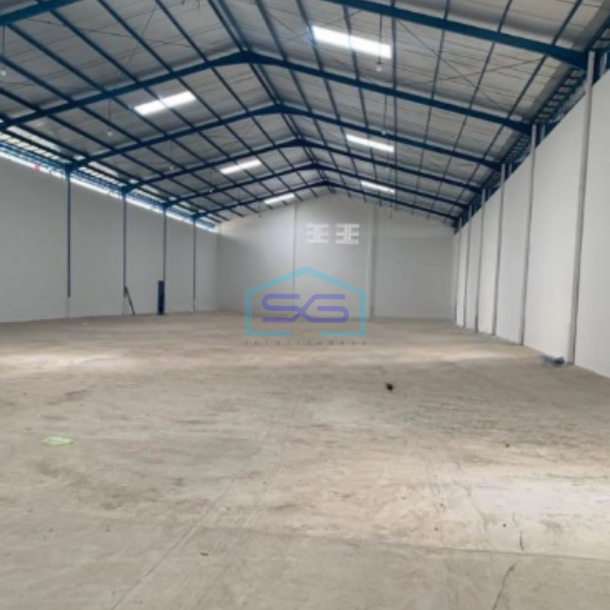 Disewakan Gudang Bagus Luas Tanah 4040m2 di Kawasan Industri Semarang-2