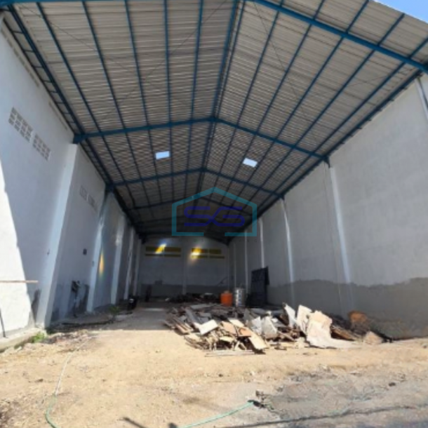 Disewakan Gudang Baru LB 810m2 Dekat Jl Arteri Soekarno Hatta Semarang Timur-1