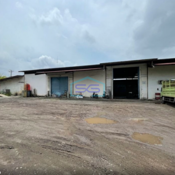 Disewakan Gudang Dan Kantor Pinggir Jalan Raya di Semarang Barat LB 600m2-1