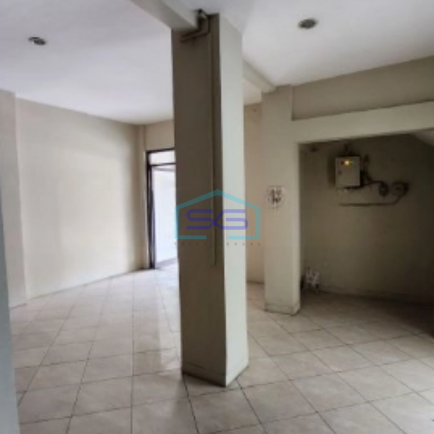 Disewakan Ruang Usaha Strategis di Dekat jl Pahlawan Semarang HGB Luas 50 m2-2