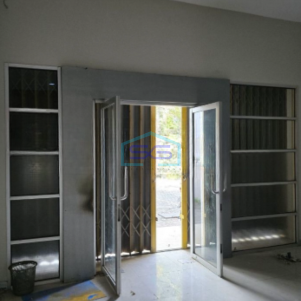 Dijual Murah Ruko 3 Lantai Luas Bangunan  222 m² Lokasi Candisari Semarang-5