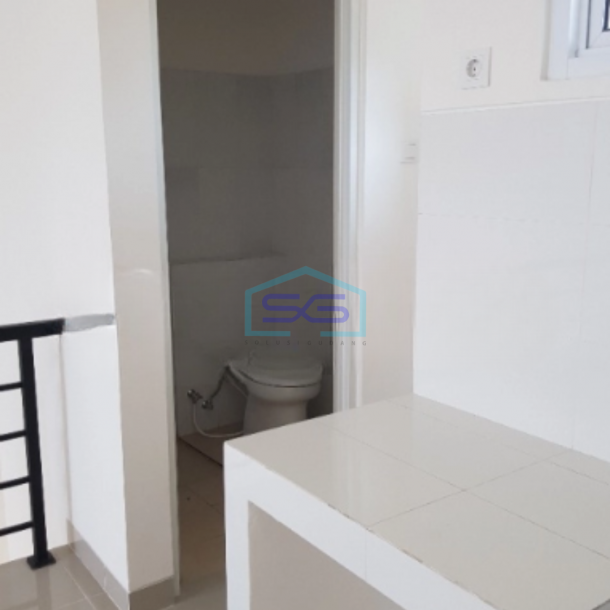 Dijual Ruko Lokasi Pinggir Jalan Raya Simongan Semarang Luas Bangunan 105 m²-1