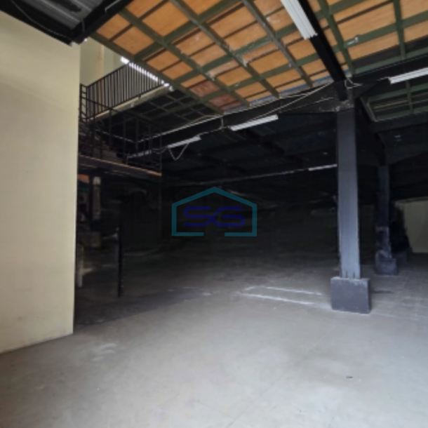 Dijual Ruko 2 Lantai Lokasi Strategis di Semarang Luas Tanah 860 m²-1