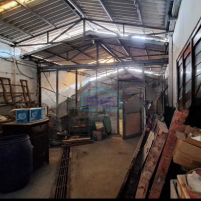 Dijual Ruko Lokasi Strategis Luas Bangunan  600 m² di Semarang