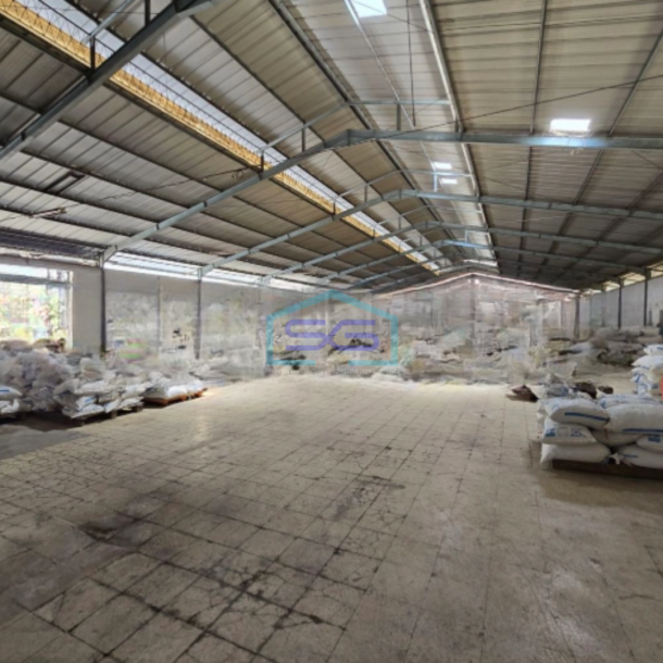 Dijual Gudang Luas Bangunan 4600 m² Lokasi Semarang-3