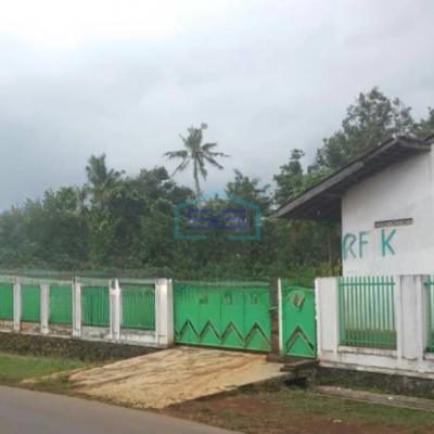 Dijual Gudang Lokasi Strategis Luas Bangunan 1200 m² Lokasi Jepara Jawa Tengah