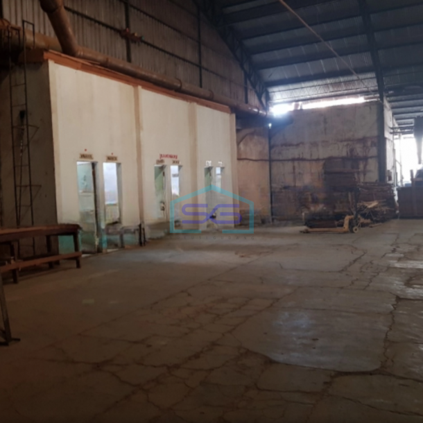 Dijual Gudang Siap Pakai Luas Bangunan  5680 m² Lokasi Ngaliyan Semarang-2