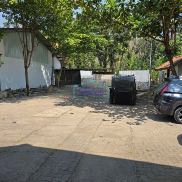 Dijual Gudang Lokasi Strategis di Semarang Luas Bangunan  4600 m²-2