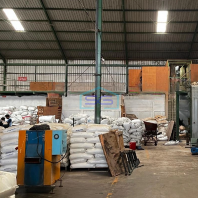 Dijual Pabrik Siap Pakai Luas Bangunan 8000 m² Lokasi Tambakaji Semarang