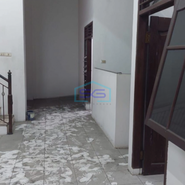 Disewakan Ruko 2 Lantai Luas Tanah 200 m² Lokasi Semarang Timur-2