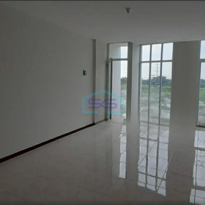 Disewakan Ruko 3 Lantai Lokasi Strategis di Semarang Luas Bangunan  204 m²