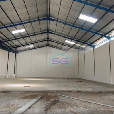 Disewakan Gudang Akses Container Luas Bangunan  1400 m² Lokasi Strategis di Ngaliyan Semarang