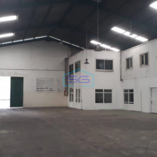 Disewakan Gudang di Jati Uwung Tangerang Luas Bangunan 6330 m² Lokasi Bebas Banjir-2
