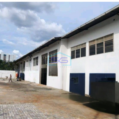 Dijual Gudang Lokasi Sangat Strategis di Cengkareng Jakarta Barat Luas Tanah 1000 m²