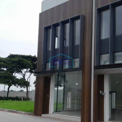 Disewakan Ruko Hadap Jalan di Jakarta Barat LB 100m2