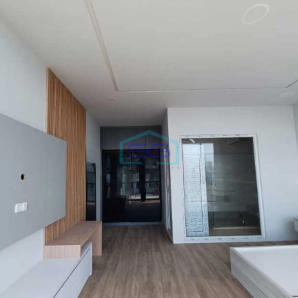 Disewakan Gudang 2 Lantai+kantor 4 Lantai Ada Mezzaine Jakarta Barat-2