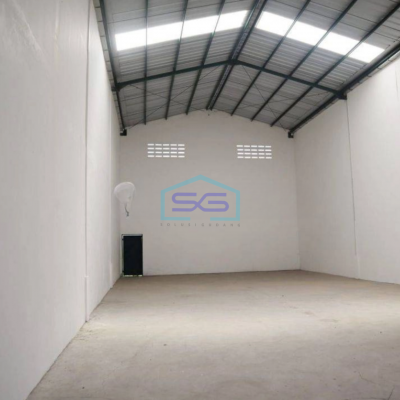 Dijual Gudang Ijin Industri Cisoka + Kantor 2 Lantai Exit Tol Balaraja Tangerang LT 2254m2