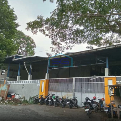 Dijual Gudang Premium K I C Gatot Subroto, Kota Semarang Luas Bangunan  2800 m²