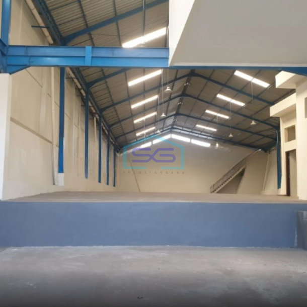 Disewakan Gudang Jalan Provinsi Semarang Kendal di Jl. Raya Semarang Luas Bangunan  1000 m²-1