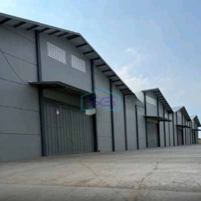 Disewakan Gudang Komplek Pergudangan Kawasan Industri Gatotsubroto, Kota Semarang Luas Bangunan  3605 m²