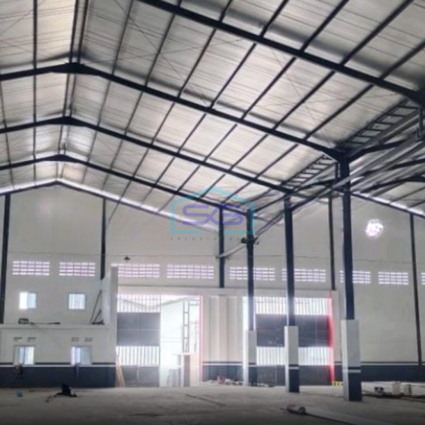Disewakan Gudang di Pergudangan Kawasan Industri Candi, Gatot Subroto, Kota Semarang Luas Bangunan  1800 m²-2