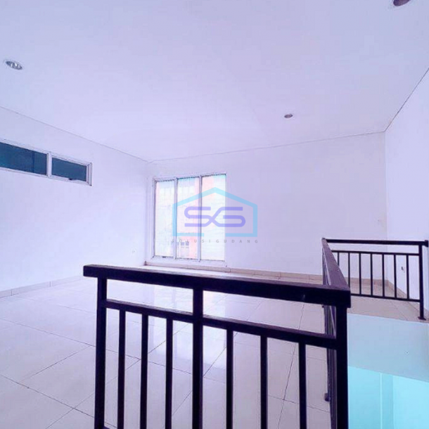 Dijual Gudang Gandeng di Cakung Jakarta Timur LB 768m2 Full Bangunan Kantor 2 Lantai-4