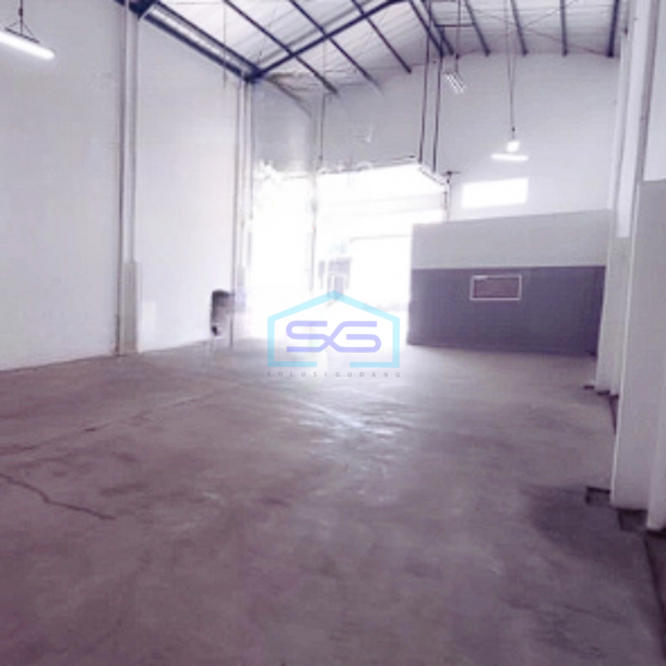 Disewakan Murah Gudang Sedayu Bizpark Cakung Ada Ruang Kantor Bersih Dan Rapi Jakarta Timur-4
