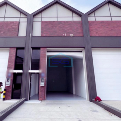 Disewakan Murah Gudang Baru Bizpark PIK 2 Jakarta Utara LT 240m2 Brand New