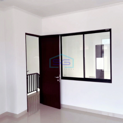 Disewakan Termurah Gudang Multiguna Bizpark Pik 2 Jakarta Utara LB 201m2 Ada Office