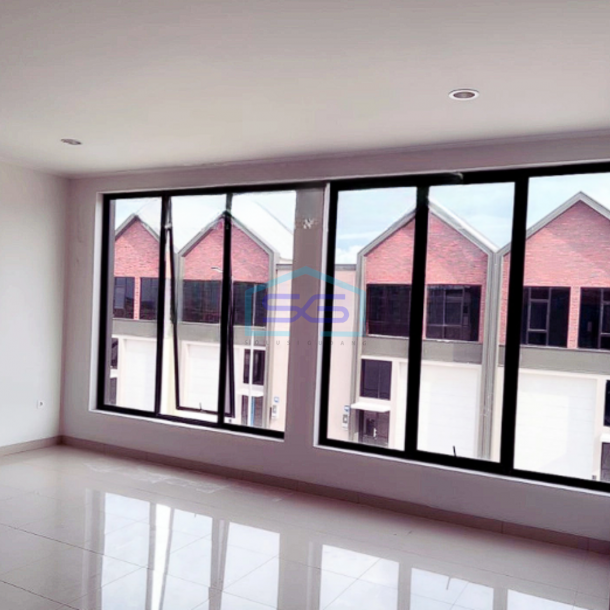 Disewakan Termurah Gudang Multiguna Bizpark Pik 2 Jakarta Utara LB 201m2 Ada Office-3