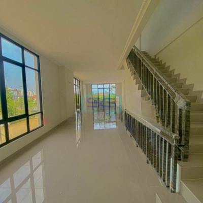 Dijual Ruko Lokasi di Kelapa Gading Jakarta Utara LB 270m2