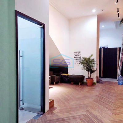 Disewakan Termurah Ruko Full Furnished Pik Jakarta Utara Bangunan 4 Lantai LB 270m2