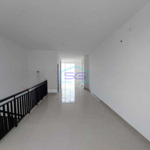 Disewakan Ruko La Riviera Pik 2 Jakarta Utara 3,5 Lantai LB 162m2-1
