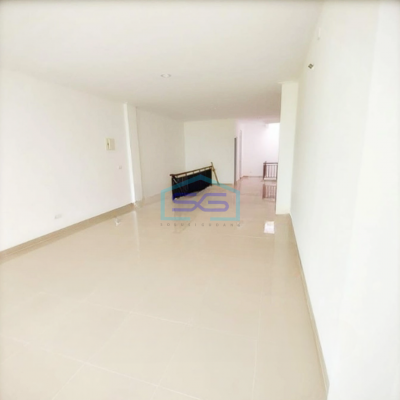 Disewakan Ruko Bagus Rapih Termurah Sedayu City Kelapa Gading Jakarta Utara LB 303m2