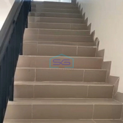 Disewakan Ruko Boulevard Cluster La Riviera 4,5x15 M2 3 Lantai Jakarta Utara