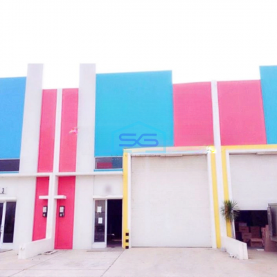 Disewakan Gudang Green Sedayu Bizpark LB 216m2 Gudang Plong Cakung Jakarta Timur