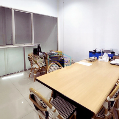 Disewakan Termurah Gudang Sedayu Bizpark Cakung Jakarta Utara Ada Kantor 2 Lantai LB 182m2