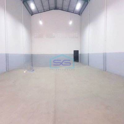 Disewakan Gudang Sedayu Bizpark Daan Mogot Jakarta Barat Luas Tanah 9x20 180m2-2