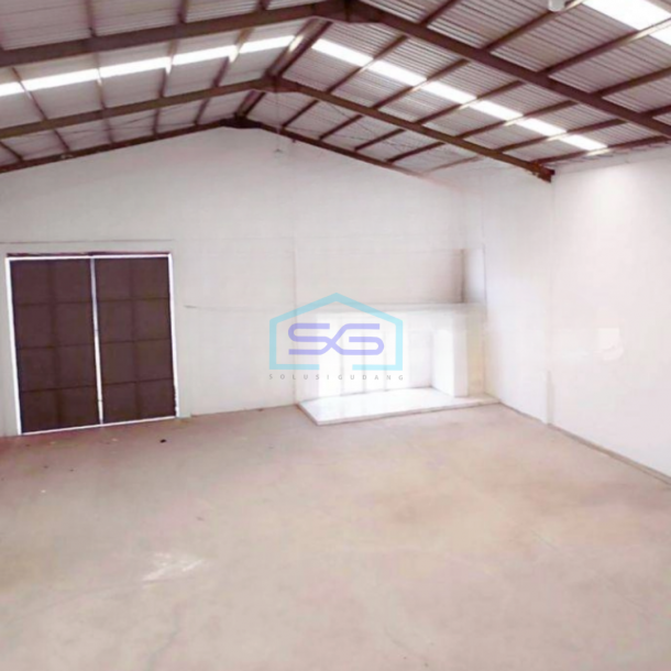 Disewakan Gudang di Teluk Naga Tangerang Luas Bangunan  750 m²-2