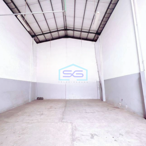 Disewakan Gudang 1 Lantai di Cakung Jakarta Timur Luas Bangunan 126 m²-1