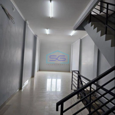 Disewakan Ruko 3 Lantai di Jalan Merdeka Tangerang LT 60m2