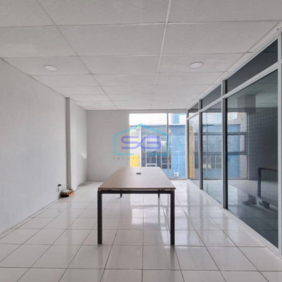 Dijual Cepat Gudang Di Kawasan Pergudangan Duta Indah Iconic Dekat TOL Lokasi Tangerang