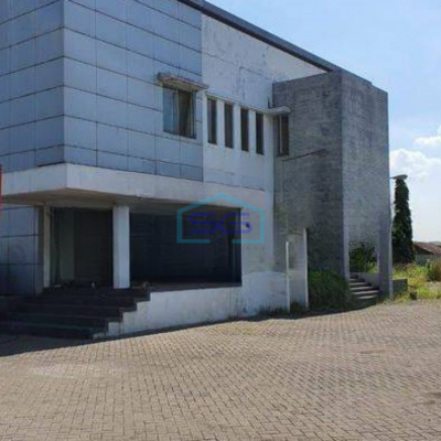 Dijual Gudang Luas Bangunan 2650 m² Lokasi Taman Sidoarjo