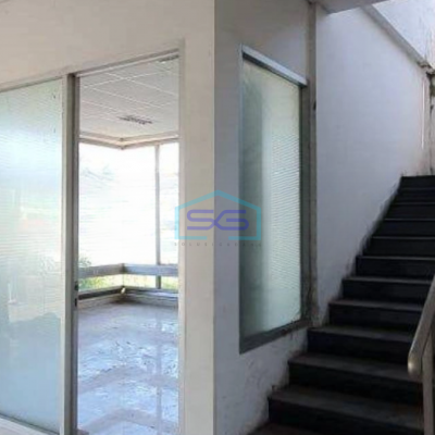 Dijual Gudang Luas Bangunan 2650 m² Lokasi Taman Sidoarjo