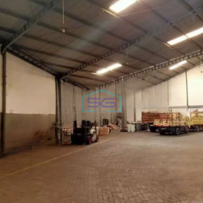 Dijual Cepat Gudang Akses Container Luas Bangunan  1700 m² Lokasi Margomulyo Surabaya