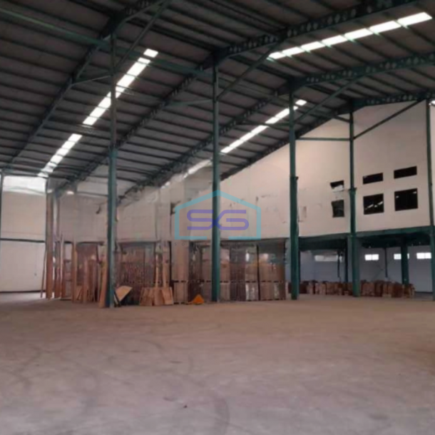 Disewakan Gudang Lokasi Rungkut Surabaya Luas Bangunan  2740 m²-2