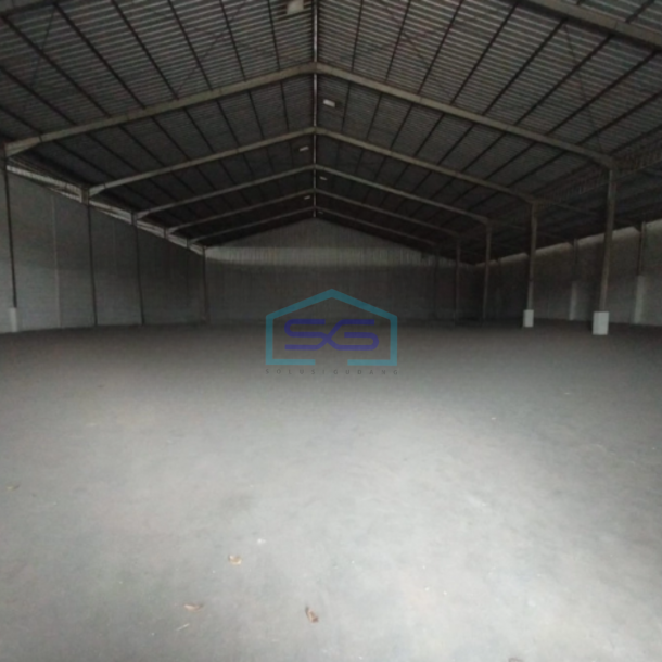 Disewakan Gudang di Jalan Raya Margomulyo Surabaya Luas Tanah  4086 m²-2