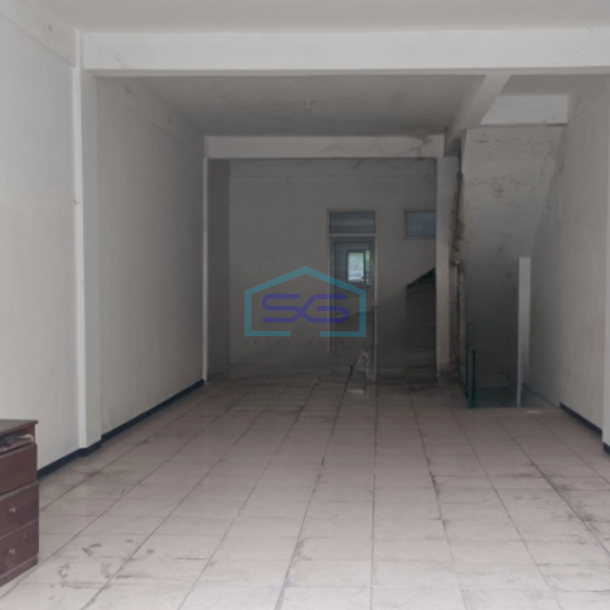 Dijual Ruko 3 Lantai Luas Bangunan 216 m² Lokasi RUngkut Surabaya-1
