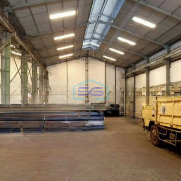Dijual Gudang Ada Kantor Luas Tanah 1595 m² Lokasi Margomulyo Surabaya-2
